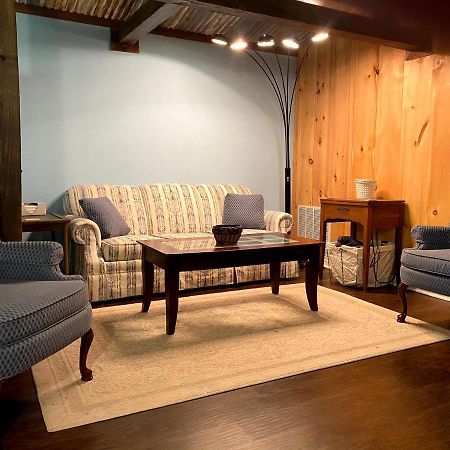 Bunkhouse Farm Stay Fort White Ngoại thất bức ảnh